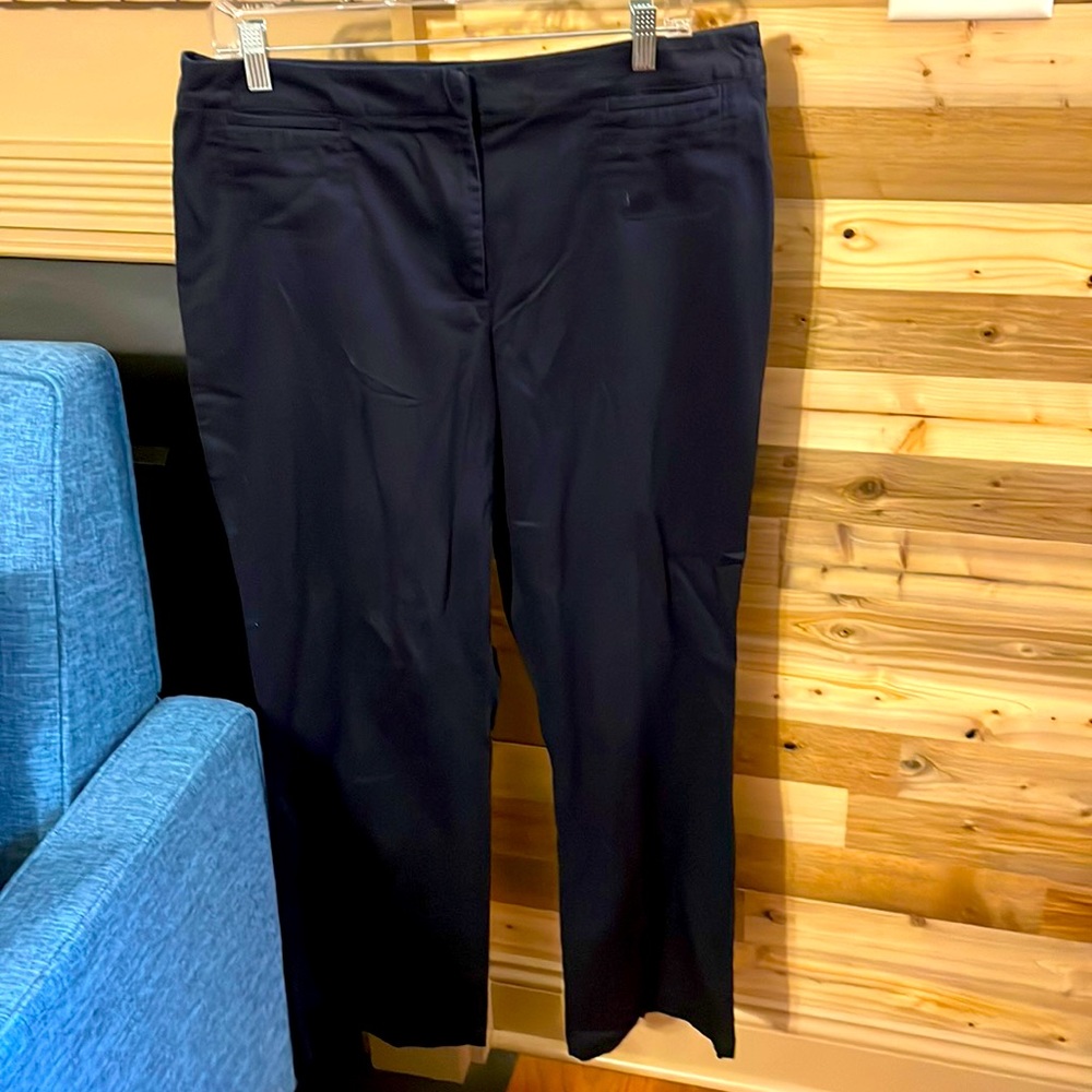 Size 14W Navy blue Dressbarn dress pants with front pockets